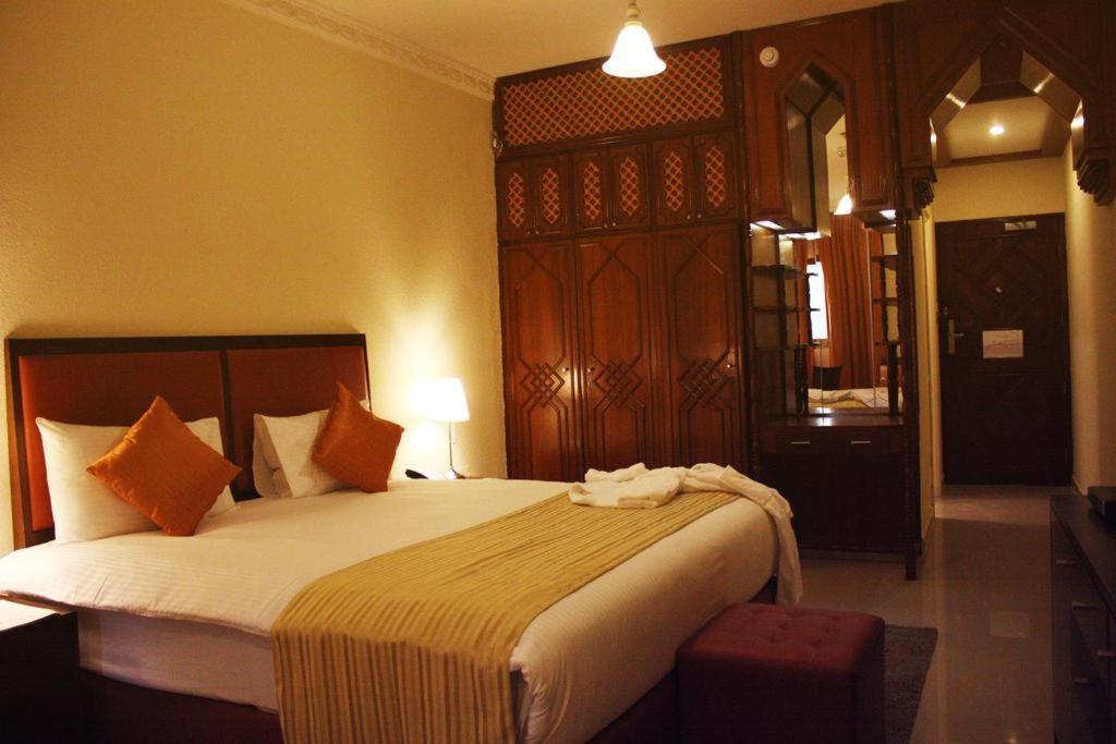 One To One Hotel & Resort Ain Al Faida Al Aïn Extérieur photo