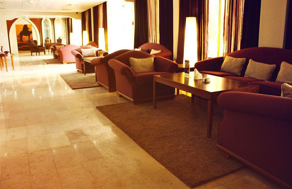 One To One Hotel & Resort Ain Al Faida Al Aïn Extérieur photo