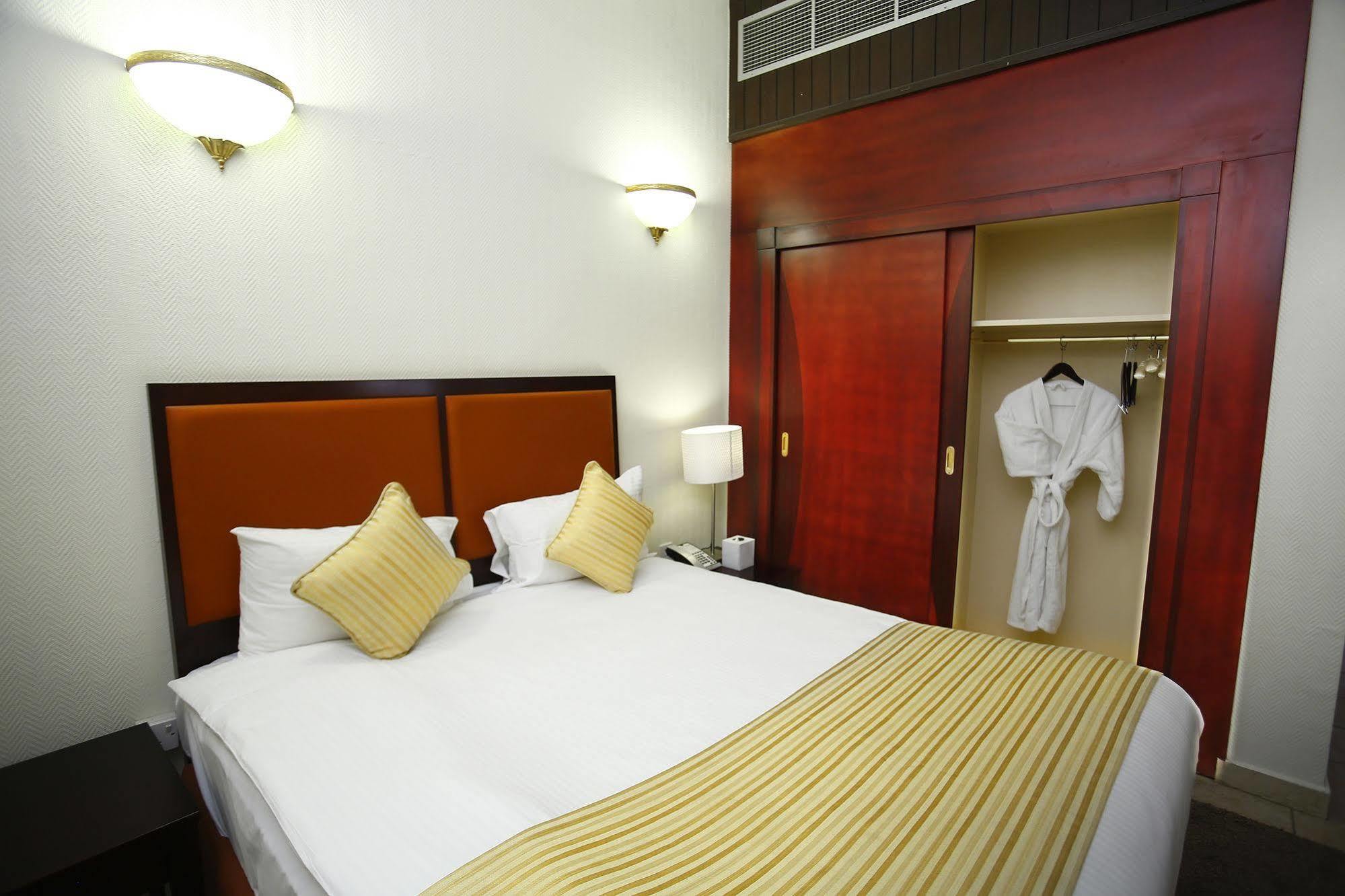 One To One Hotel & Resort Ain Al Faida Al Aïn Extérieur photo