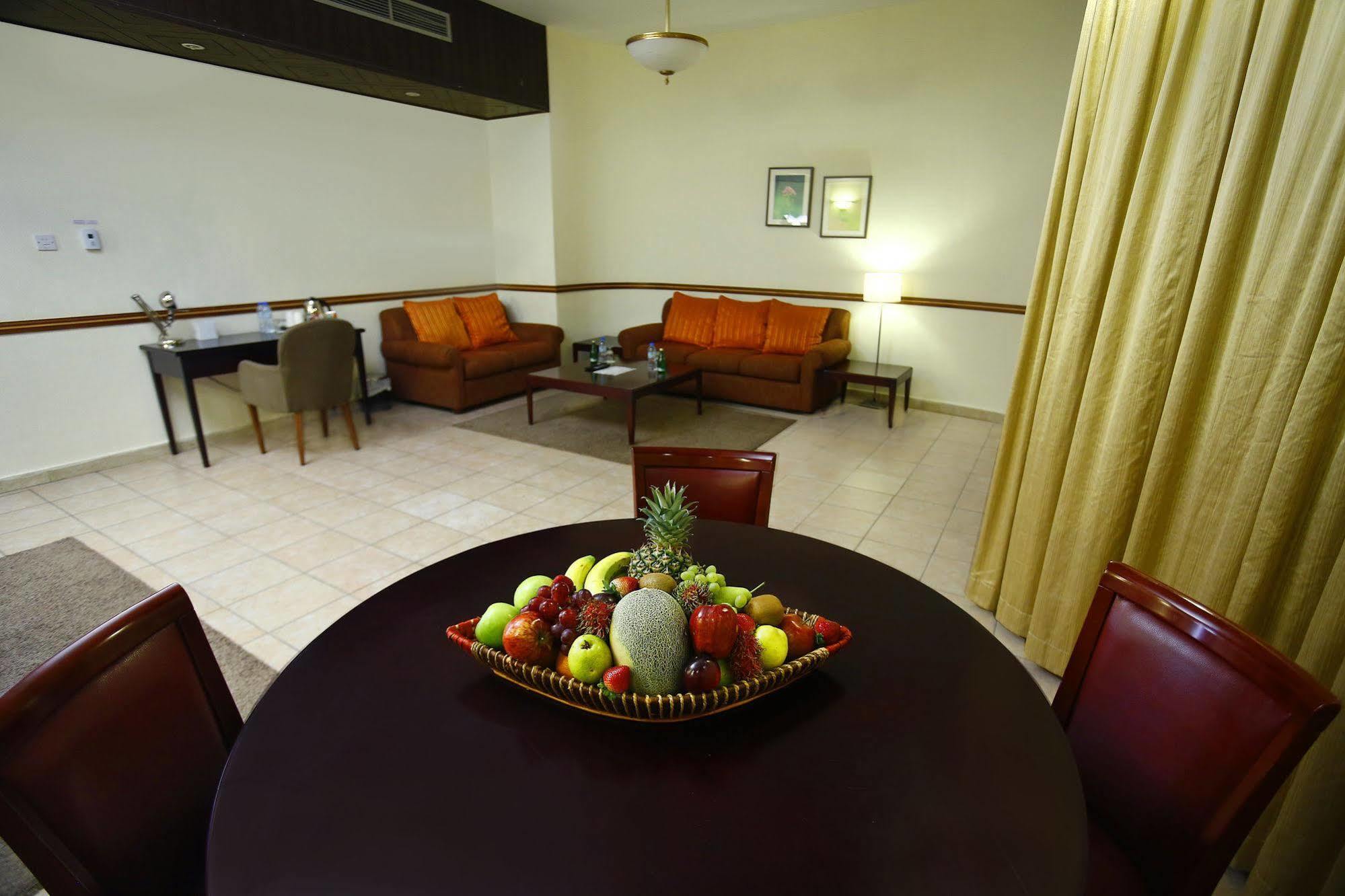 One To One Hotel & Resort Ain Al Faida Al Aïn Extérieur photo